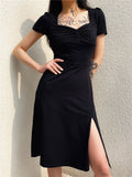 Vestido Cuello Cuadrado - Vestido Negro