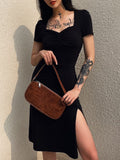 Vestido Cuello Cuadrado - Vestido Negro